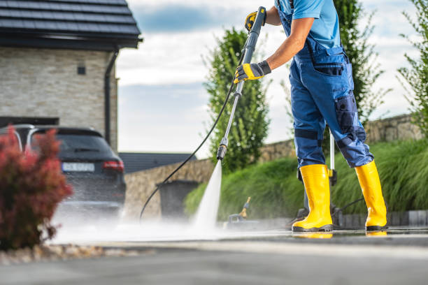 Best Roof Pressure Washing  in Granite Falls, WA